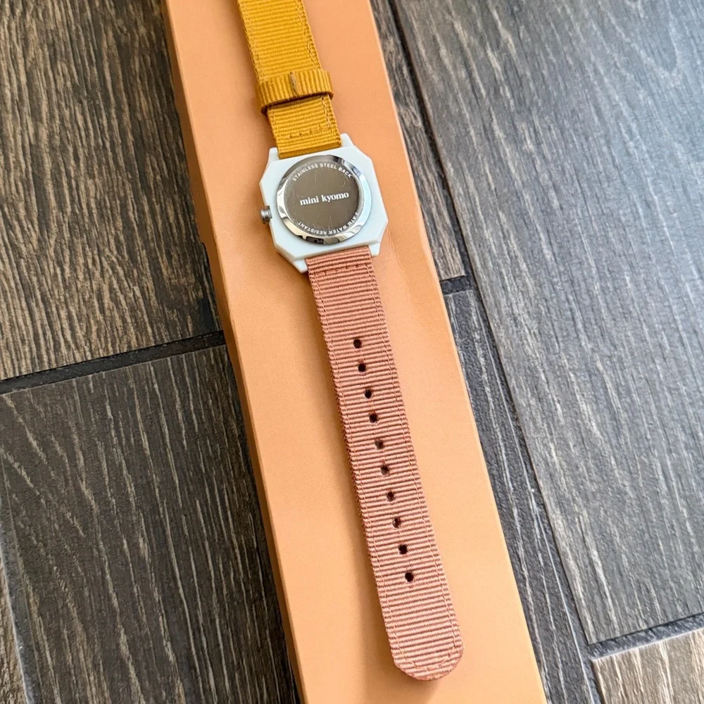 Mini Kyomo Kids’ Sunburn Watch—Japanese Movement - Picture 8 of 16